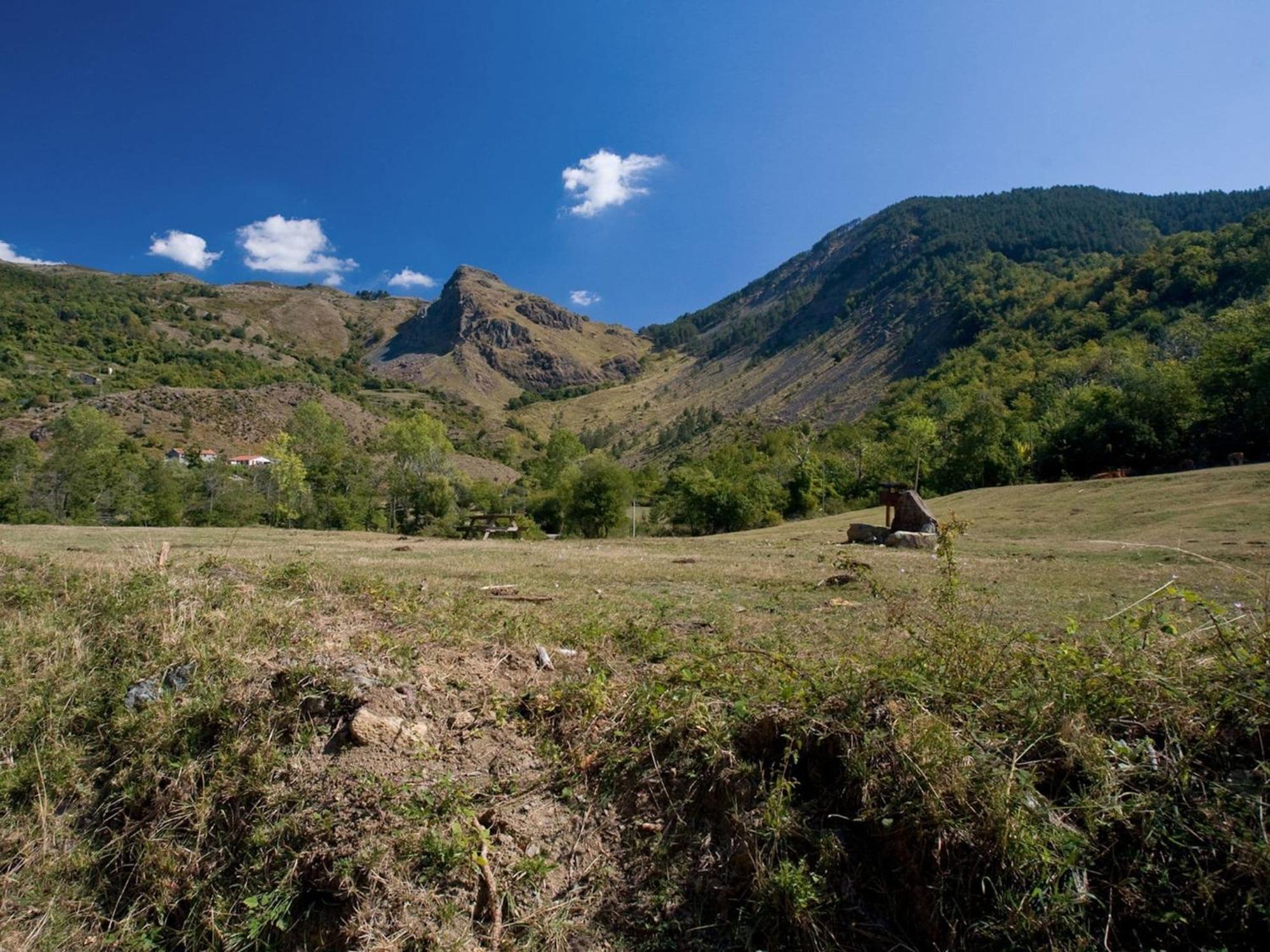 Spacious Home Surrounded By Nature Sesta Godano エクステリア 写真