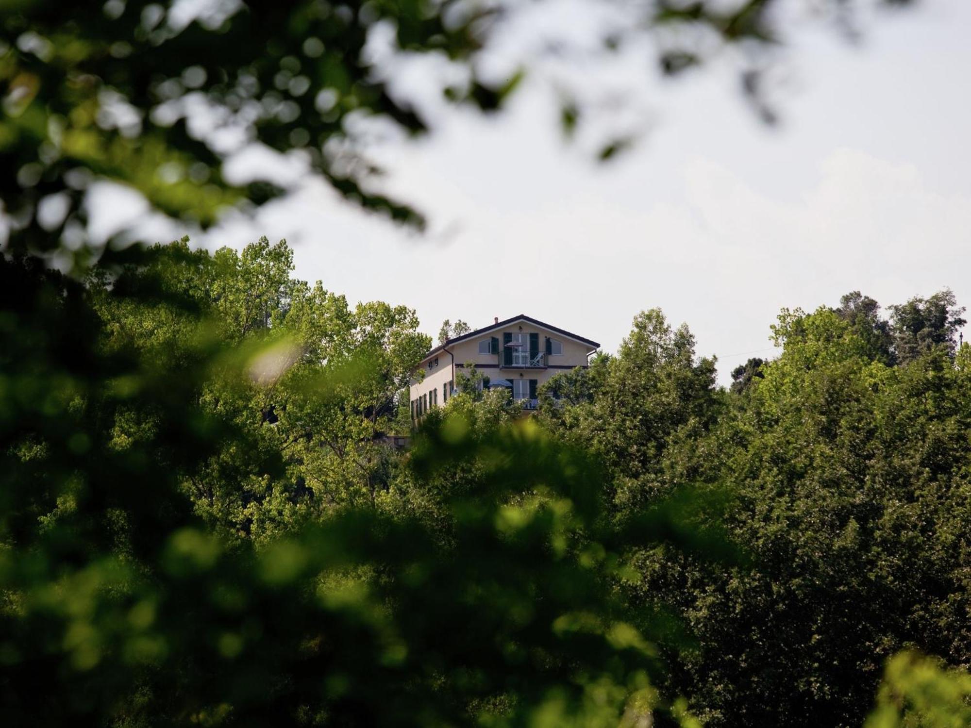 Spacious Home Surrounded By Nature Sesta Godano エクステリア 写真